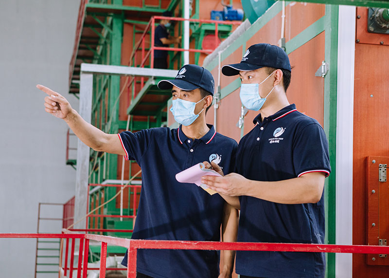 石特廣告跨省合作再添新績！圓滿完成安徽隆業(yè)羽絨宣傳畫冊全案服務(wù)