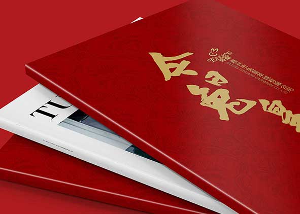 設(shè)計(jì)服裝畫冊(cè)有什么原則？