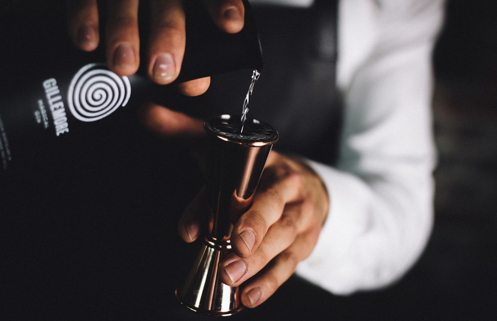 神奇松子酒瓶型包裝設計，全新視覺體驗