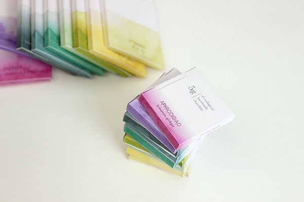 彩色之光， 生態手工巧克力食品包裝設計工程。